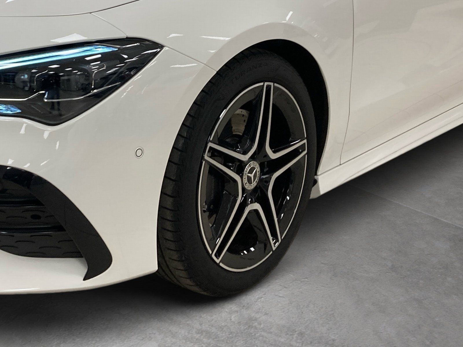 Fahrzeugabbildung Mercedes-Benz CLA 200 SB AMG*Distronic*Totwinkel*Panorama*LED*