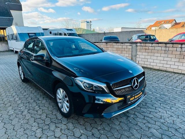 Mercedes-Benz A 180 BlueEfficiency 7G-DCT*LED*TÜV NEU