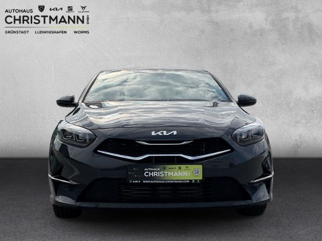 Fahrzeugabbildung Kia Ceed ULTIMATE EDITION 1.0 T-GDI *STYLE-PAKET*