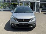 Peugeot 2008 Style - Peugeot 2008: Van