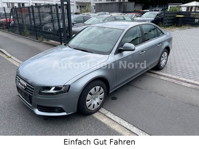 Audi A4 Lim.Attraction*Scheckheft*AHK*Klimaautom*EU5