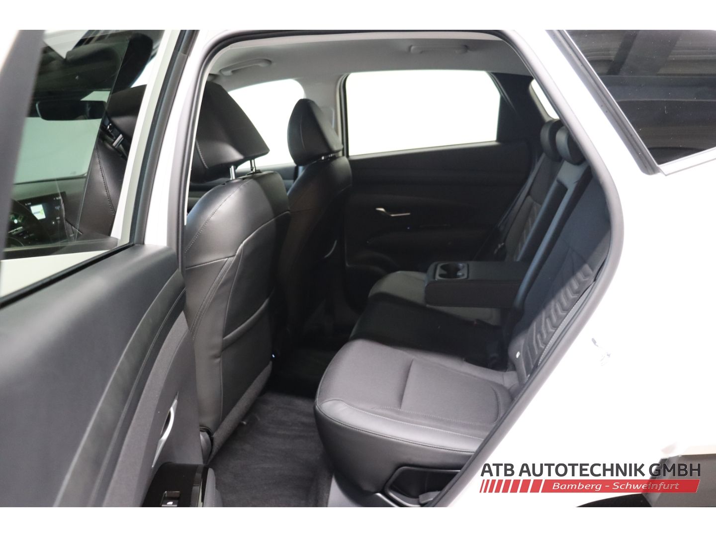 Fahrzeugabbildung Hyundai Tucson Trend PHEV 1.6 T-GDi 6-AT 4WD Navi Digita