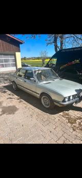 BMW E28 520i (kein 525, 535, 540) - BMW 520: 520i E28
