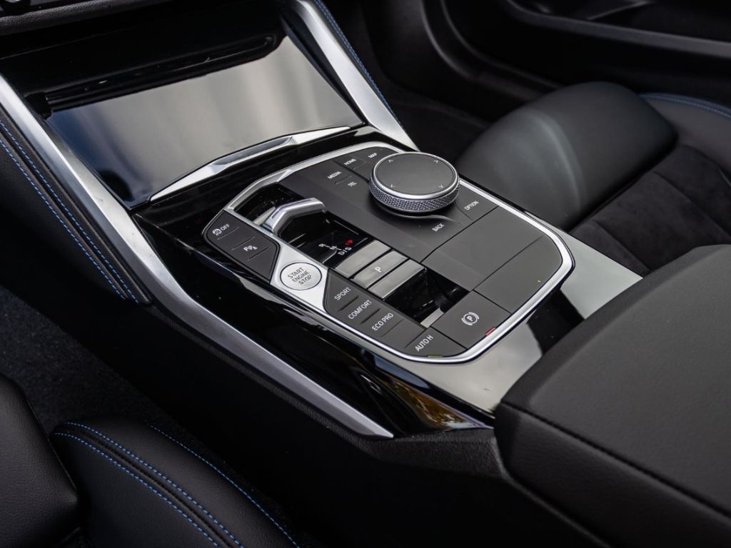 BMW 220 - Bild 11