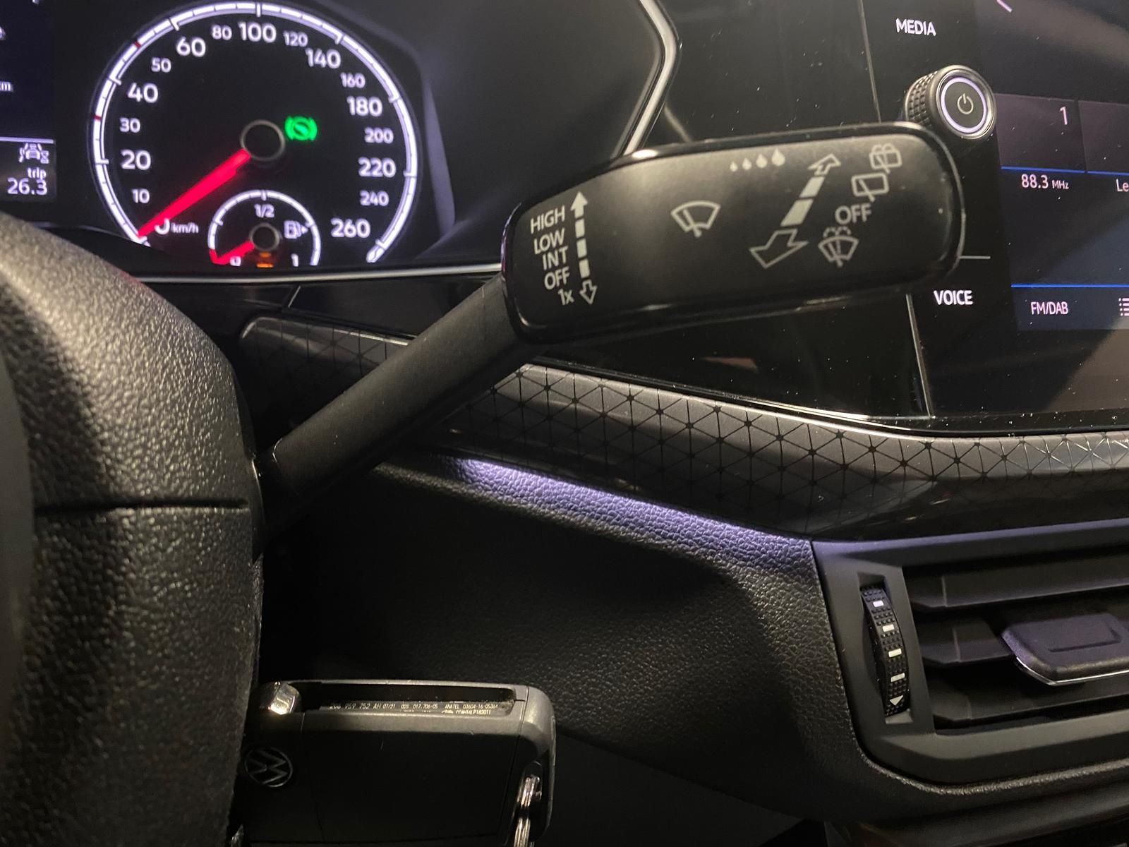 Fahrzeugabbildung Volkswagen T-Cross 1.0 TSI Style APP+KLIMA+ACC+RFK+PDC+NAVI