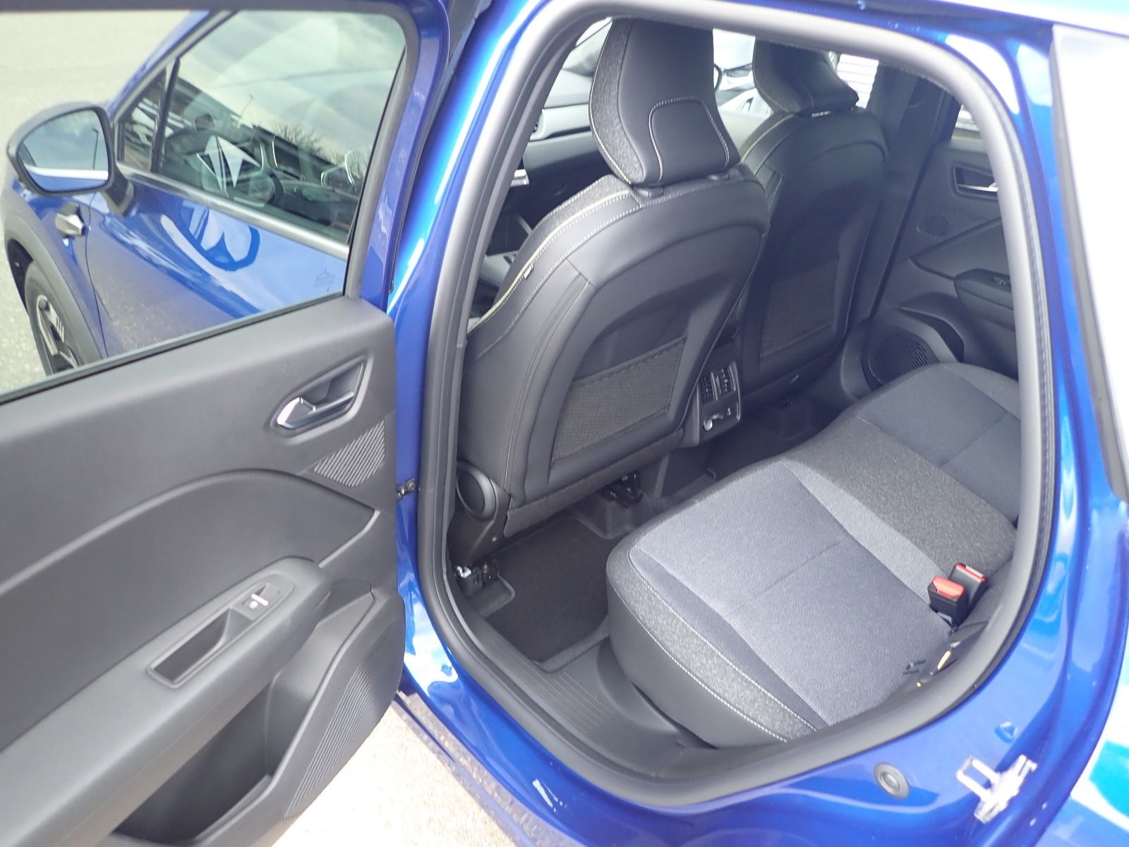 Fahrzeugabbildung Renault Symbioz KISS Full Hybrid E-Tech 160
