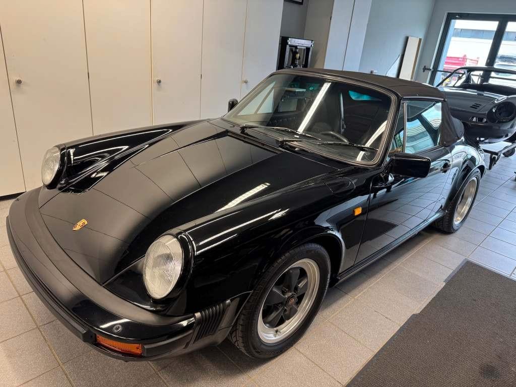 Porsche 911 Cabrio Deutsch Scheckheft Motor überholt