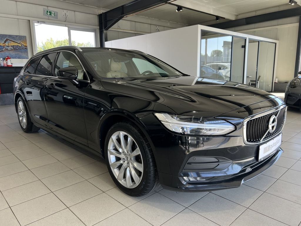 Volvo V90 T5 Momentum AHK *KEIN VERKAUF AN PRIVAT*