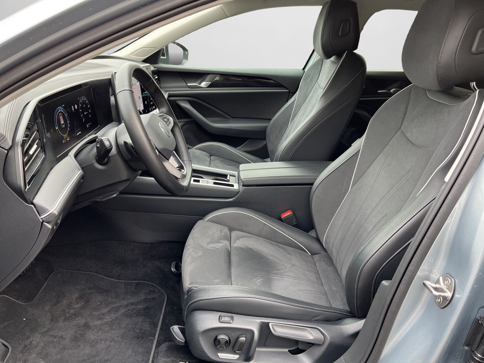 Volkswagen Passat - Bild 13