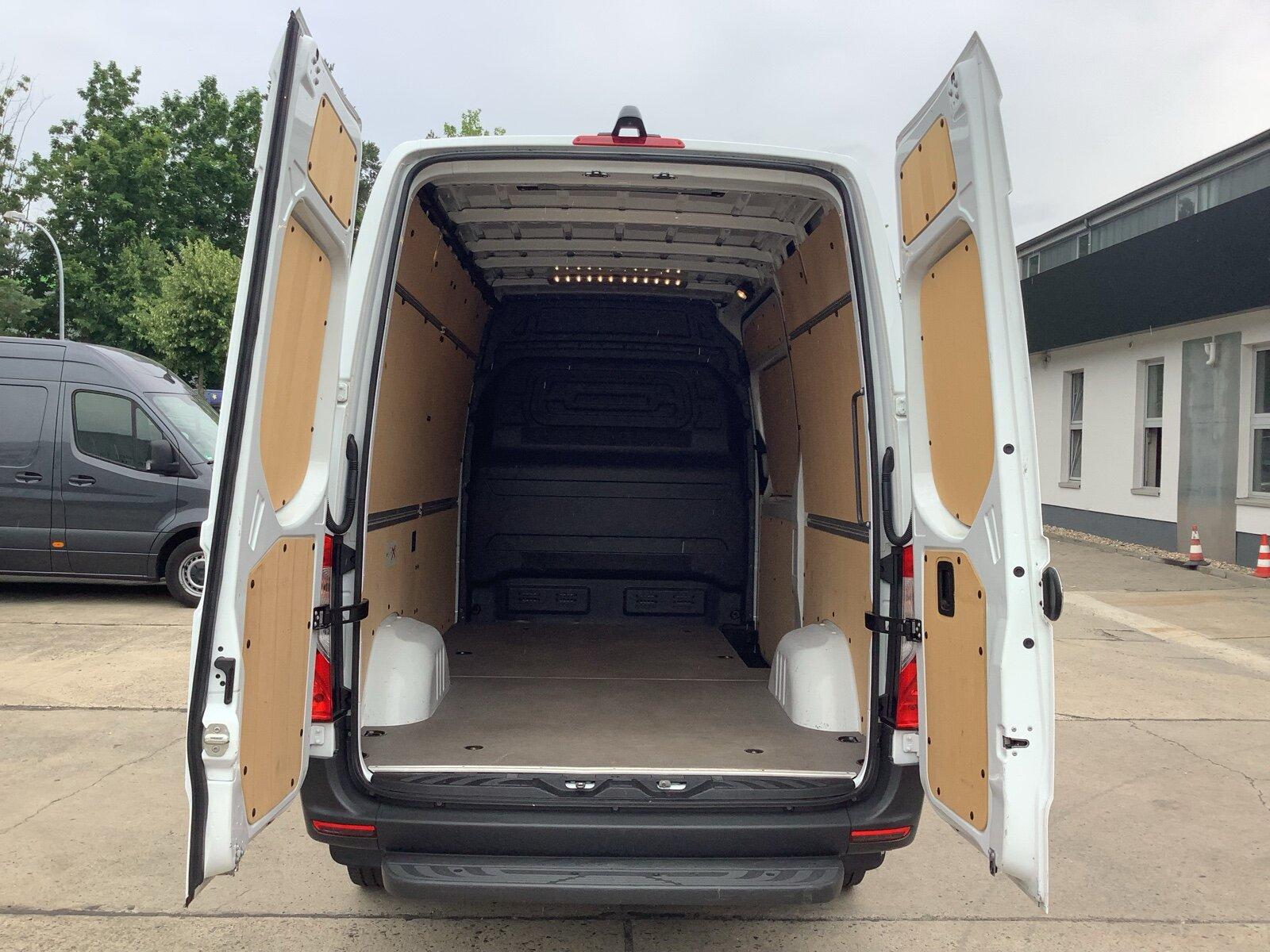 Mercedes-Benz eSprinter 314 KA HD Select/Navi LED Kamera Klima