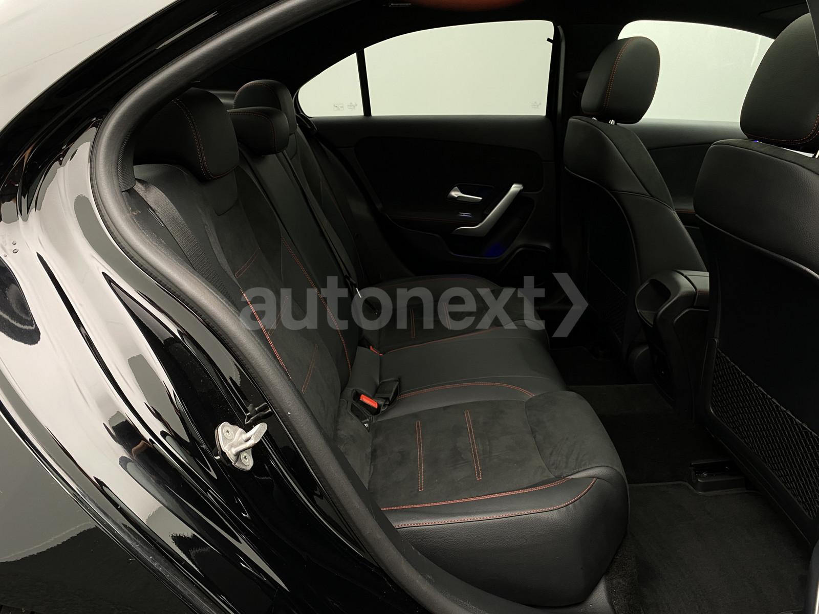 Mercedes-Benz A 250e Limo *2x AMG Line+Night* PANO+Distronic (