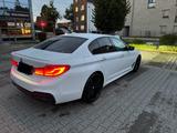 BMW 530i xDrive A - - BMW 530: Limousine, 530i