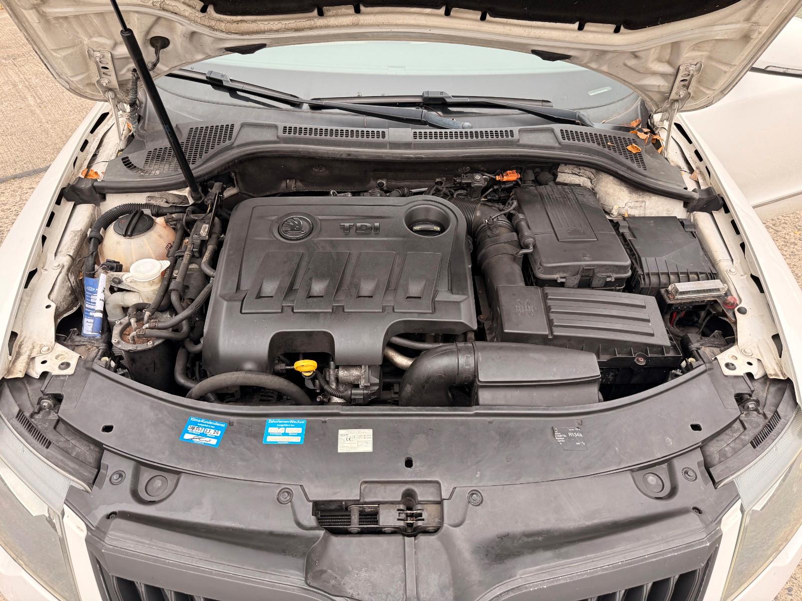 Skoda Superb 2014 — фото 14