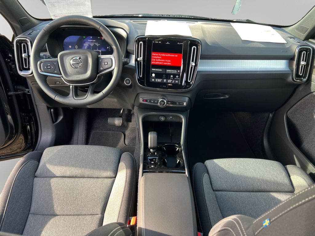 VOLVO XC40 B3 B DKG Plus Black Edition, FHZ VOLVO XC40 B3 B DKG Plus Black Edition, FHZ