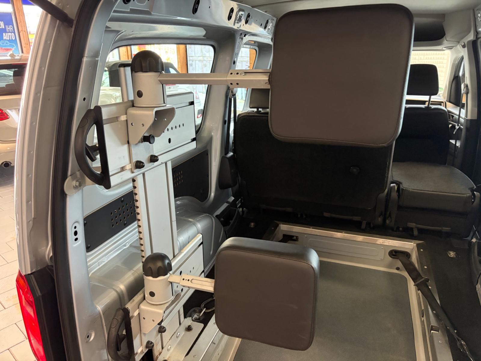 Volkswagen Caddy 2.0TDI DSG ROLLSTUHL/HANDICAP, миниатюра 11