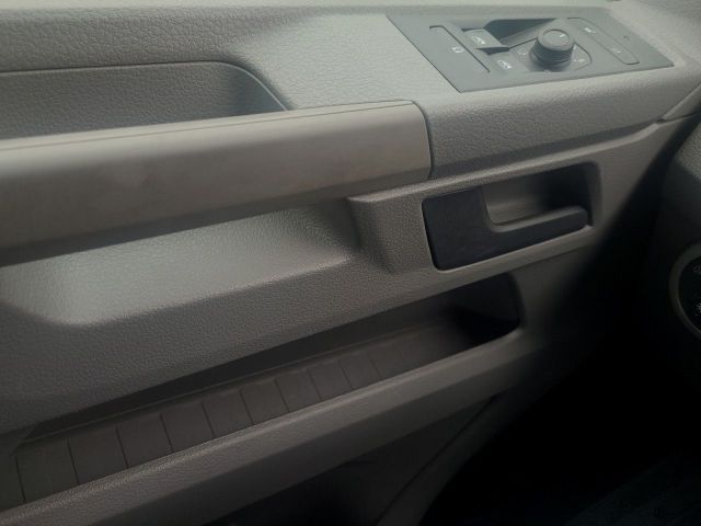 T6.1 Caravelle Comfortline 2.0 l TDI LR Aut