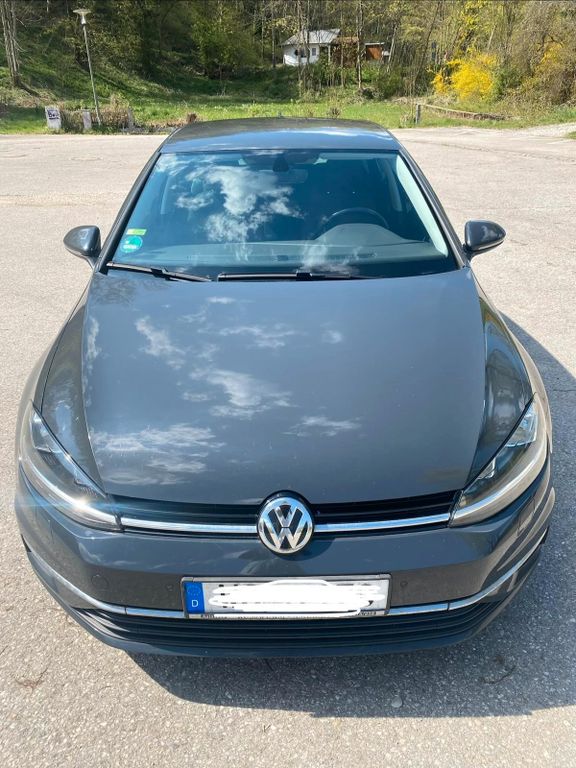 Image of Volkswagen Golf
