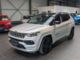 Jeep Compass 1.3 T4 4xe PLUG-IN HYBRID Automatik S - silberne Jeep Compass