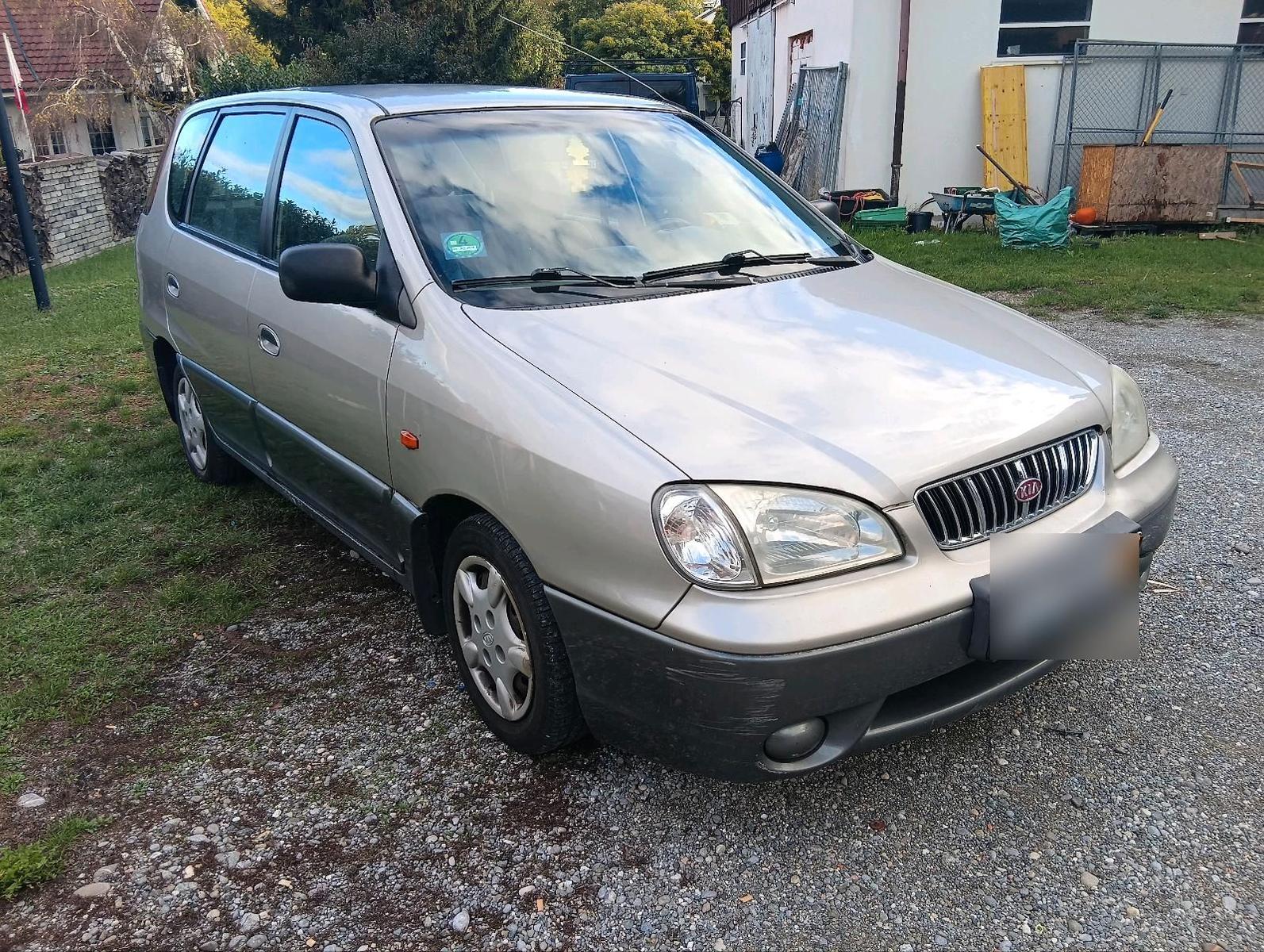 Kia Carens