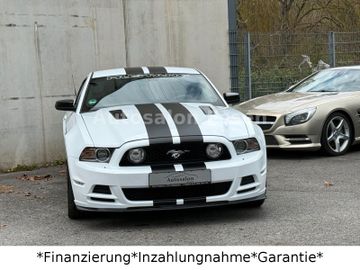 Ford Mustang - 7