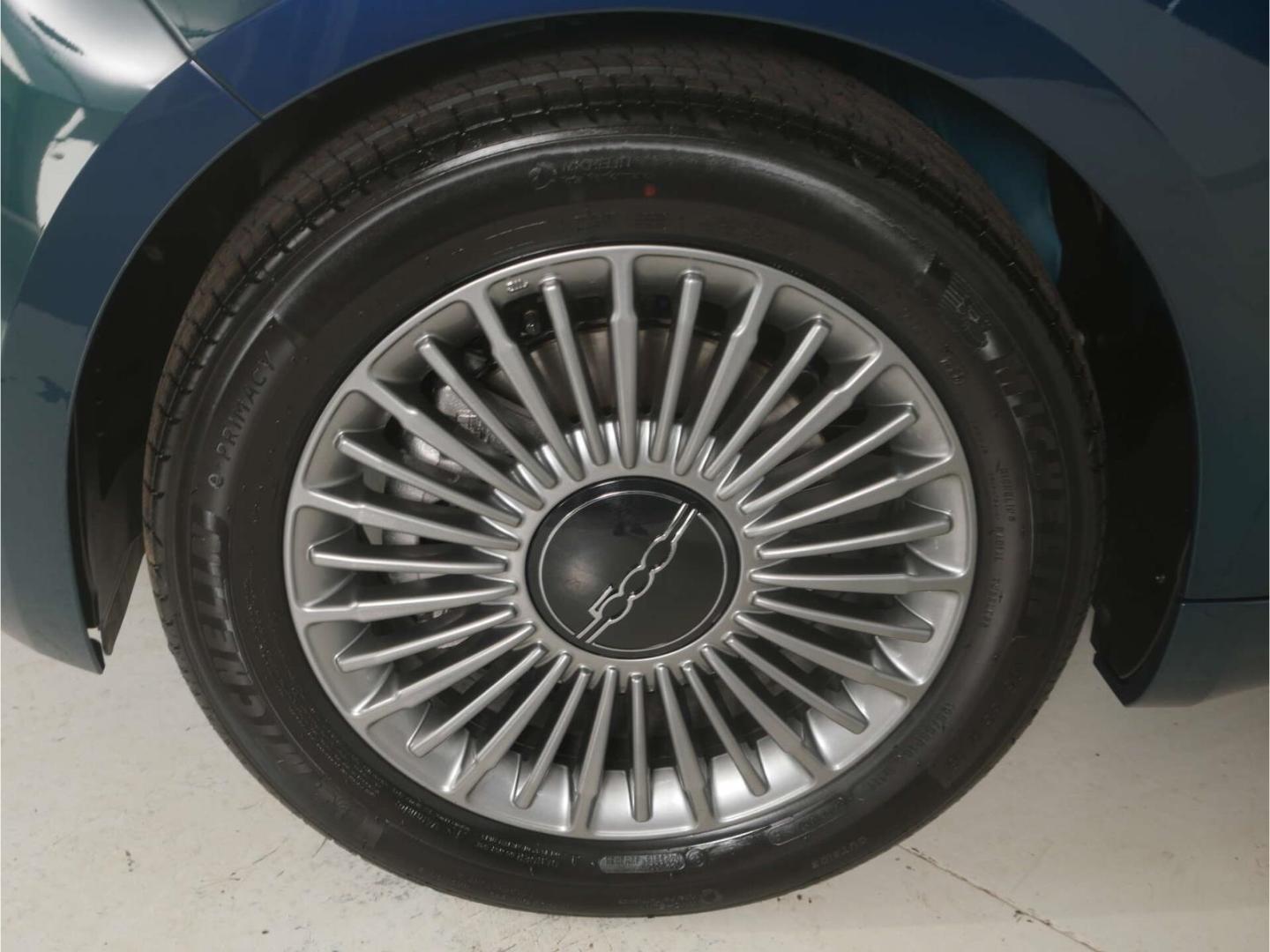 Fiat 500 Hybrid 1.0 GSE Icon, миниатюра 5