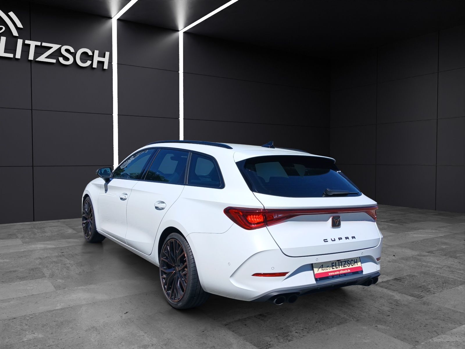 Fahrzeugabbildung CUPRA Leon Sportstourer VZ 4Drive DSG LED Navi ACC RFK