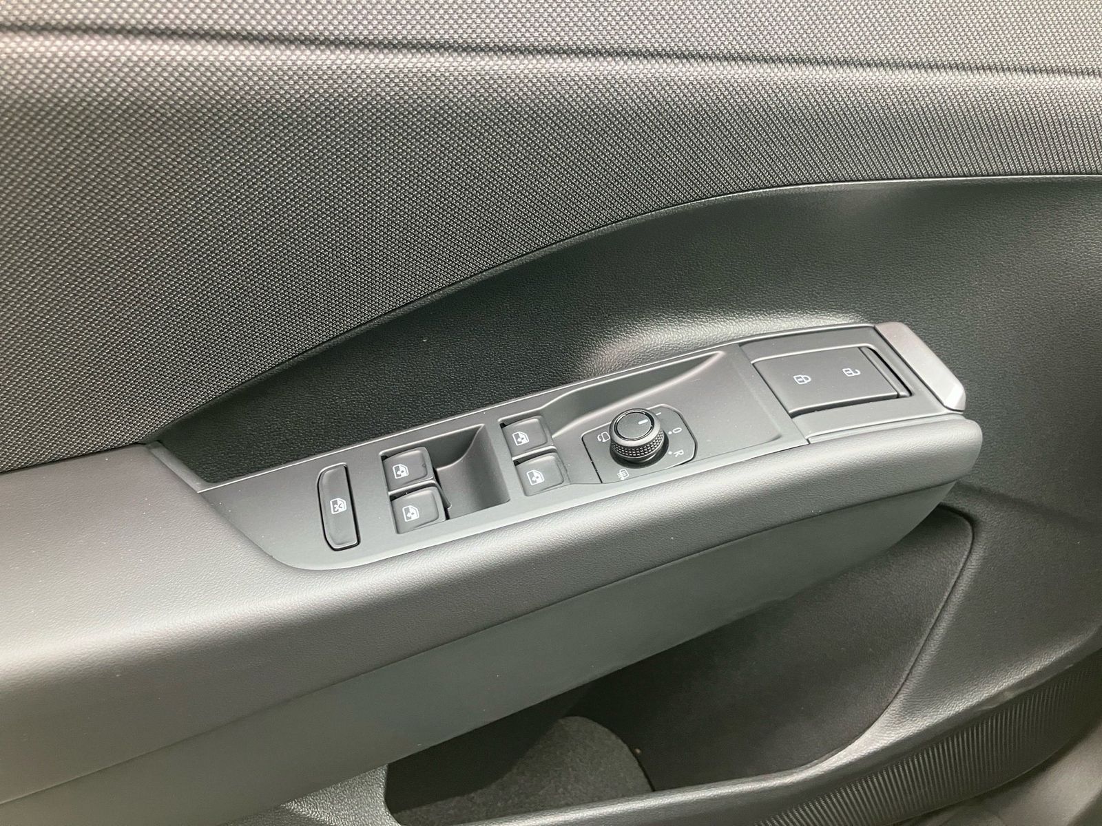 Volkswagen T-Roc - Bild 15
