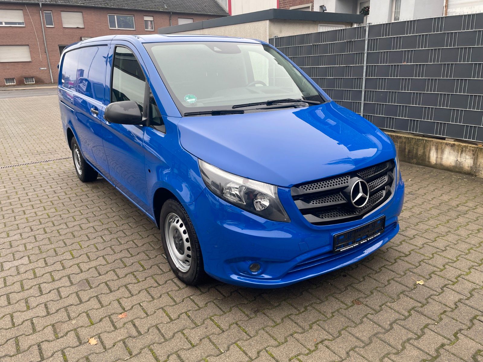 MERCEDES-BENZ Vito Kasten 116 CDI, BT lang, 1.Hand , Standheiz