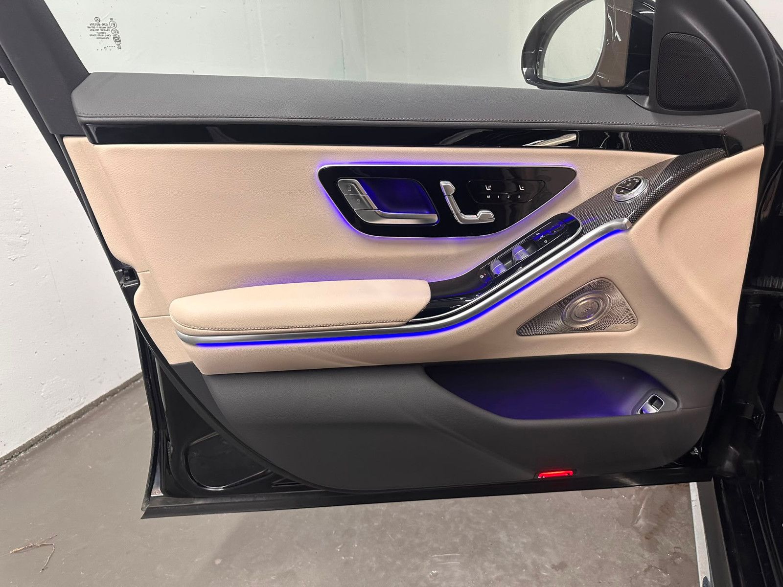 Fahrzeugabbildung Mercedes-Benz S 350 d AMG-LINE *PANO*HEADUP*3D*KEYGO*