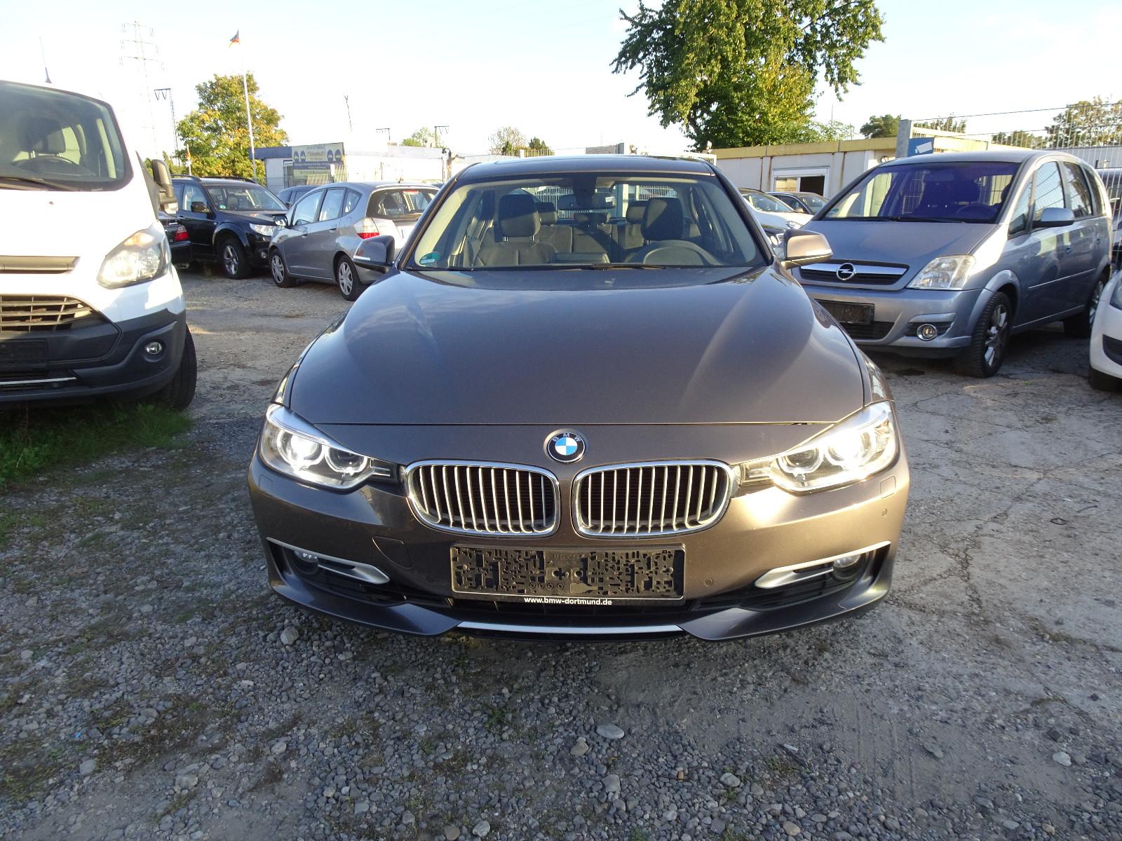 BMW 320 Baureihe 3 Lim. 320 i Navi XENON PDC Teilled