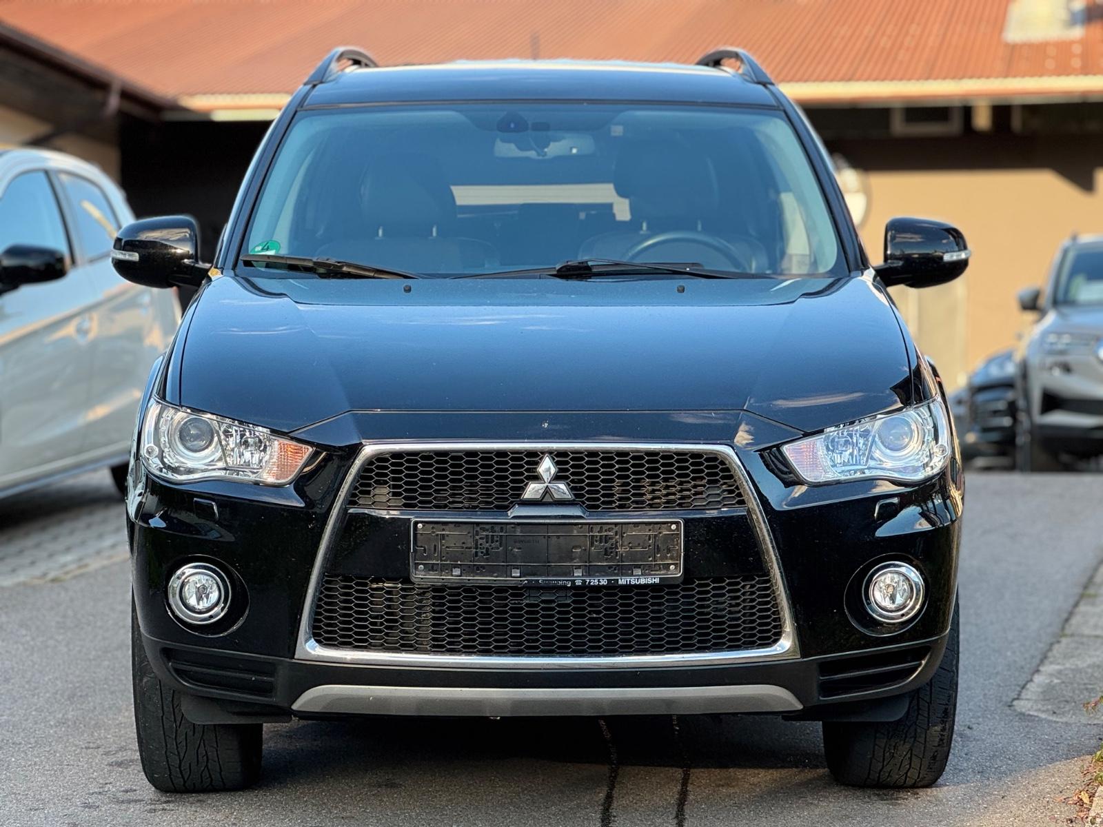 MITSUBISHI OUTLANDER 2.2 DI-D 156ch 4X4 35 JAHRE BVA - ATTELAGE - SIÈGES CHAUFFANTS - BI-XÉNON - CAMÉRA DE RECUL