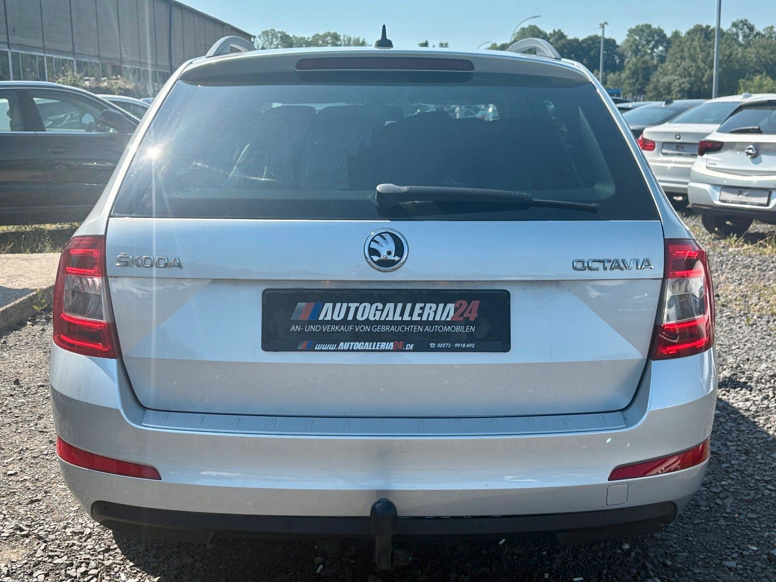 Fahrzeugabbildung SKODA Octavia 2.0 TDI Combi Joy DSG Navi Xenon SCHECKH