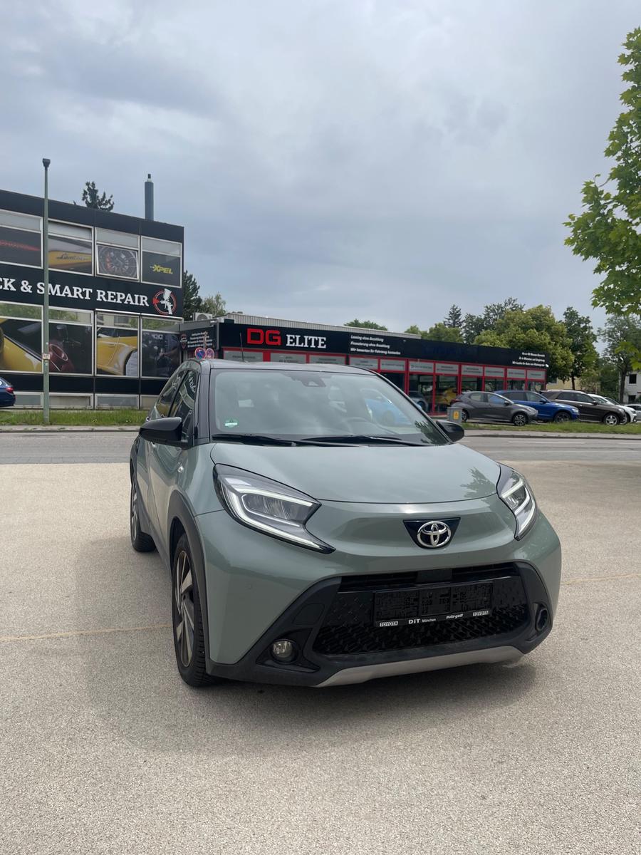 Toyota Aygo X Explore/LED/Nur 12000km/Automatik