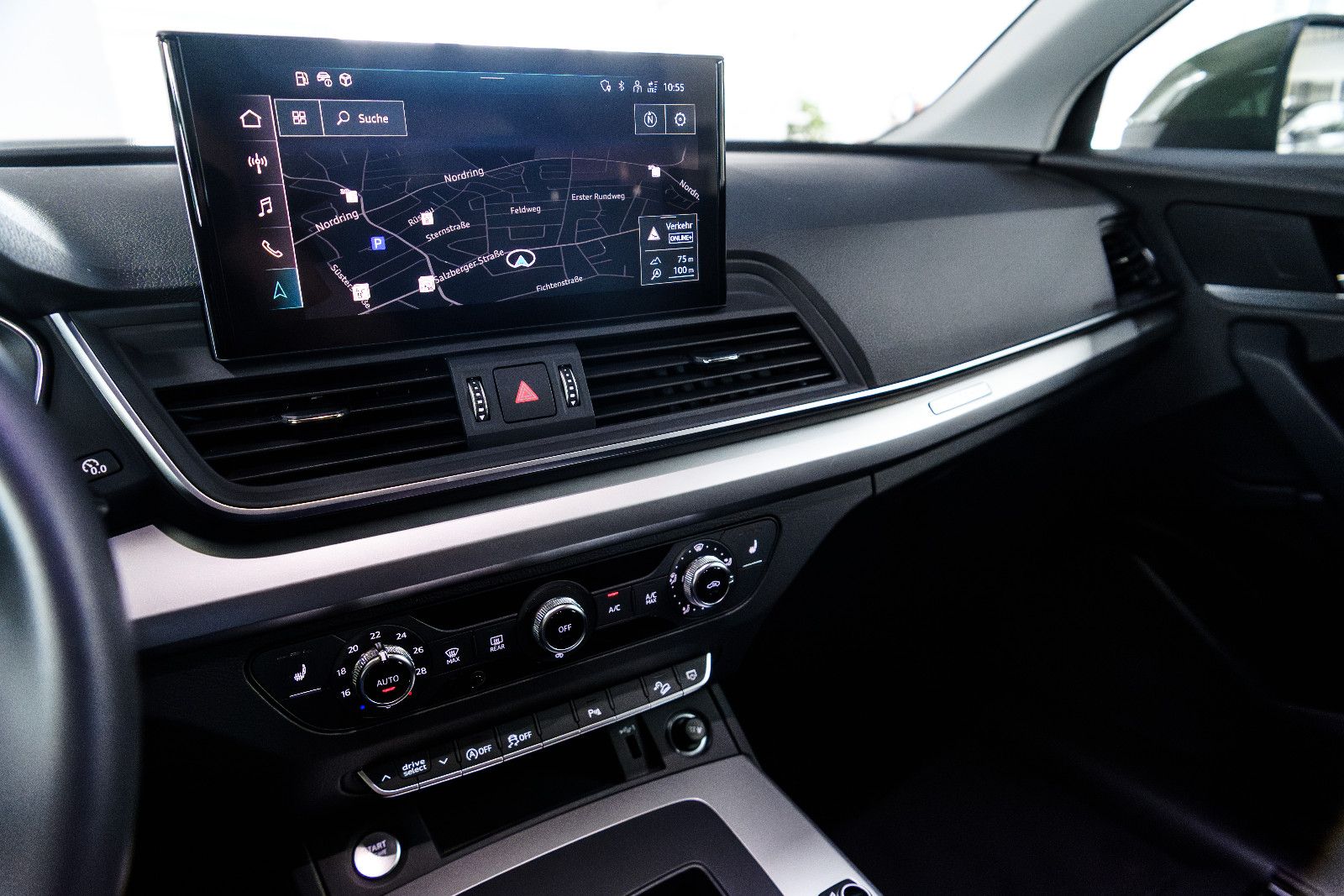 Fahrzeugabbildung Audi Q5 40 TDI quattro S line VIRT/RFK/AHK/SZH