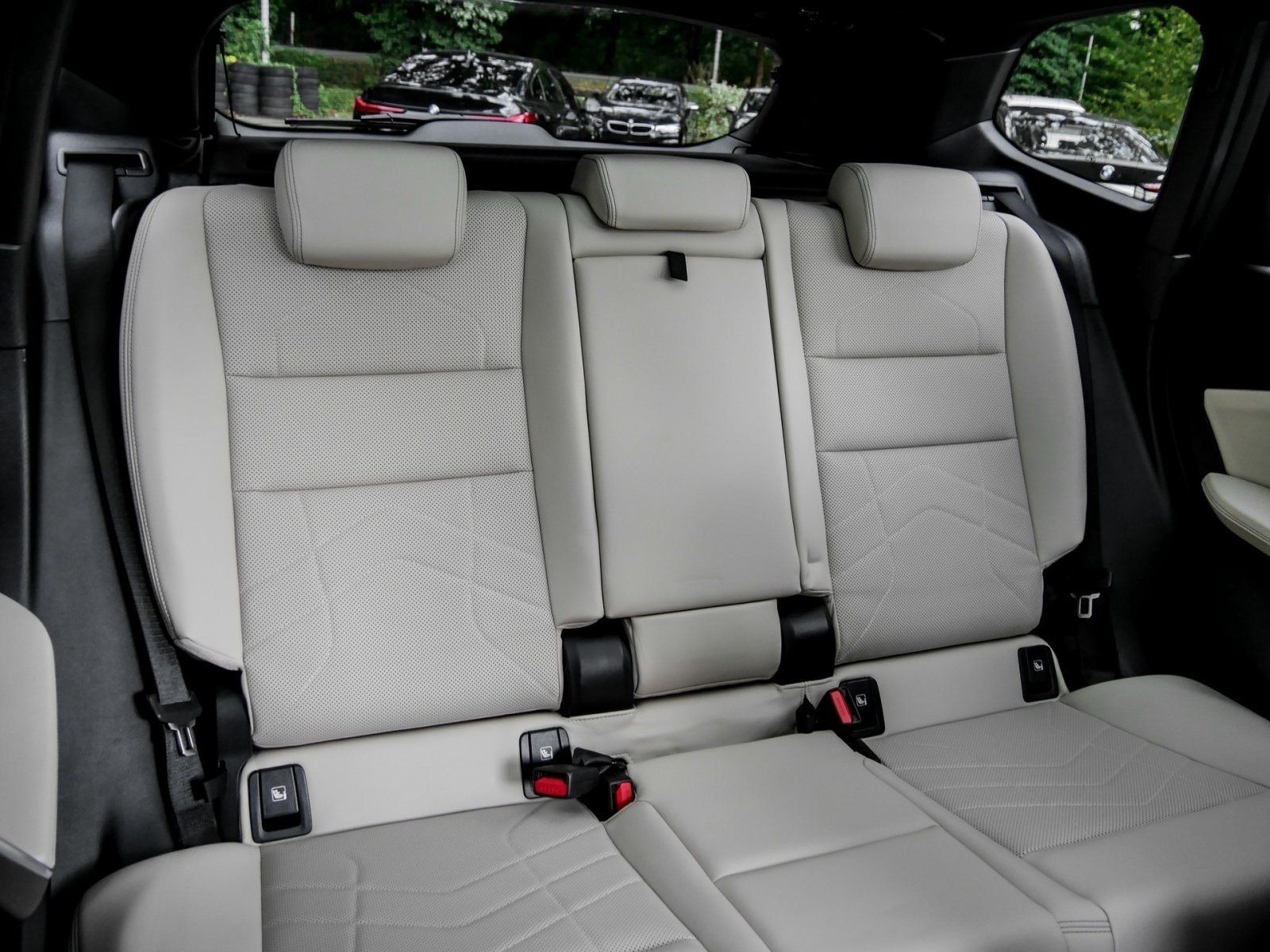 BMW X1 xDrive30e M SPORT PANO HuD H K ACC 360° foto 4