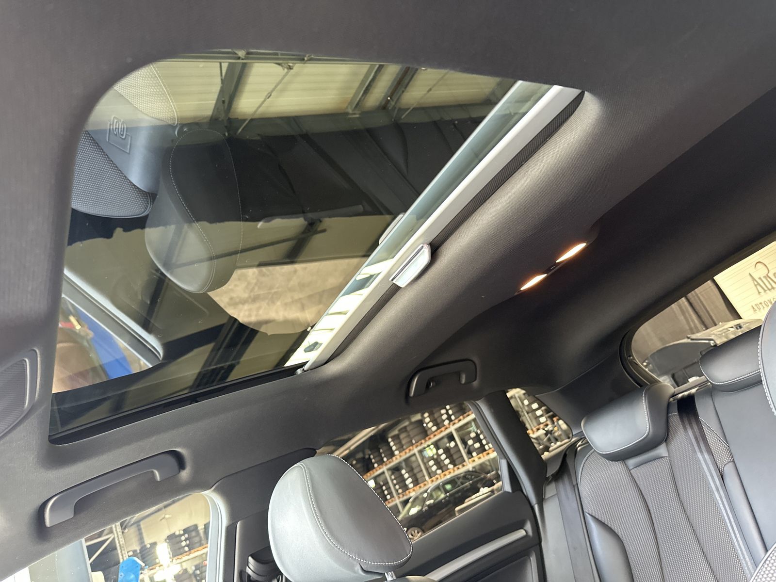 Fahrzeugabbildung Audi A3 SpB 35 TDI S-Line NAV+XENON+PANO+VCOCK+TEMP