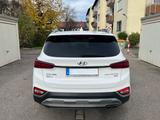 Hyundai SANTA FE 2.2 CRDi Style 4WD 8AT Style - gebrauchte Hyundai SANTA FE aus dem Jahr 2020