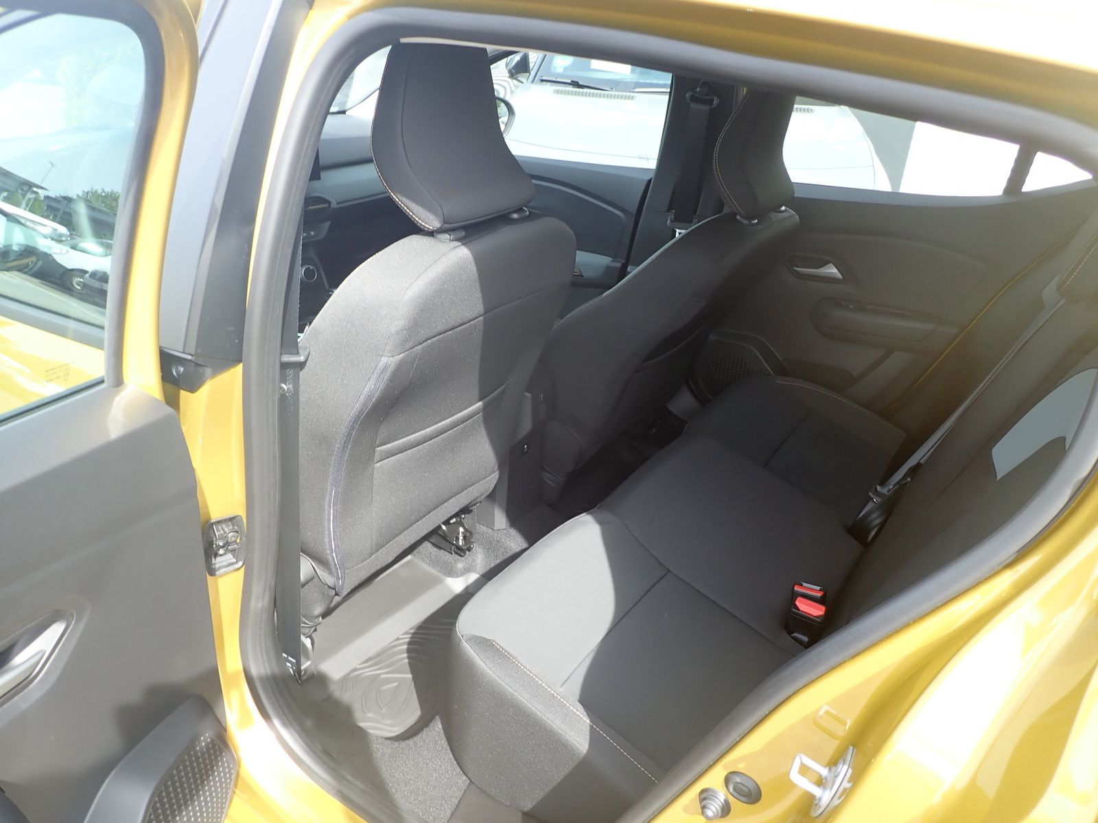 Fahrzeugabbildung Dacia Sandero Stepway Extreme TCe 110