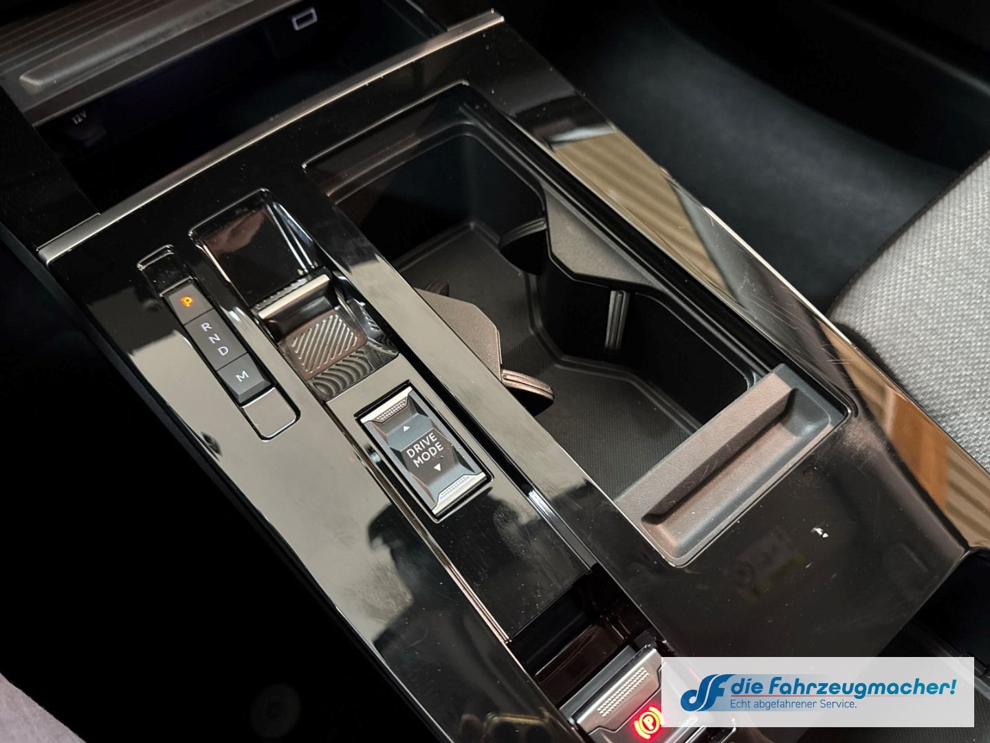 Fahrzeugabbildung Opel Astra L Sports Tourer Elegance Navi LED Apple Ca