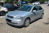 Opel Astra 1.8 | TÜV Neu | Nur 100.000 km ... - gebrauchte Opel Astra aus dem Jahr 2000