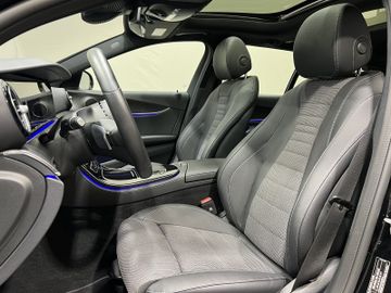 Mercedes E 220 - 4