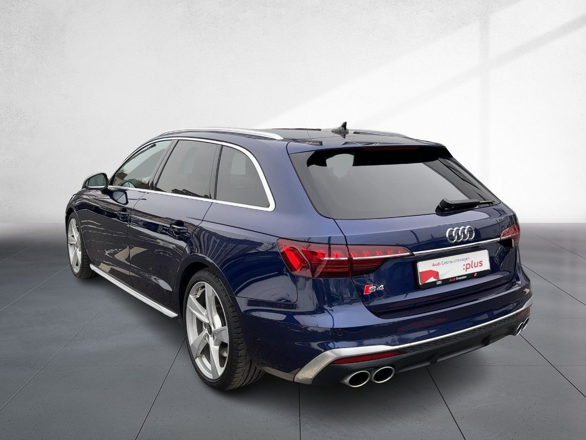 Audi S4 - Bild 3