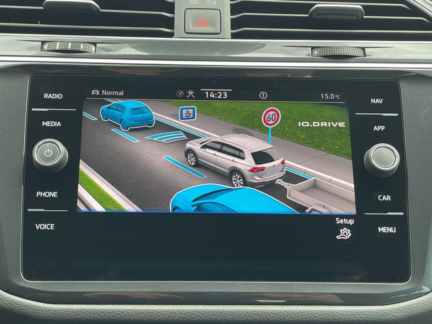 Tiguan Allspace R-Line 2.0TDI 4MOTION AHK/Kamera