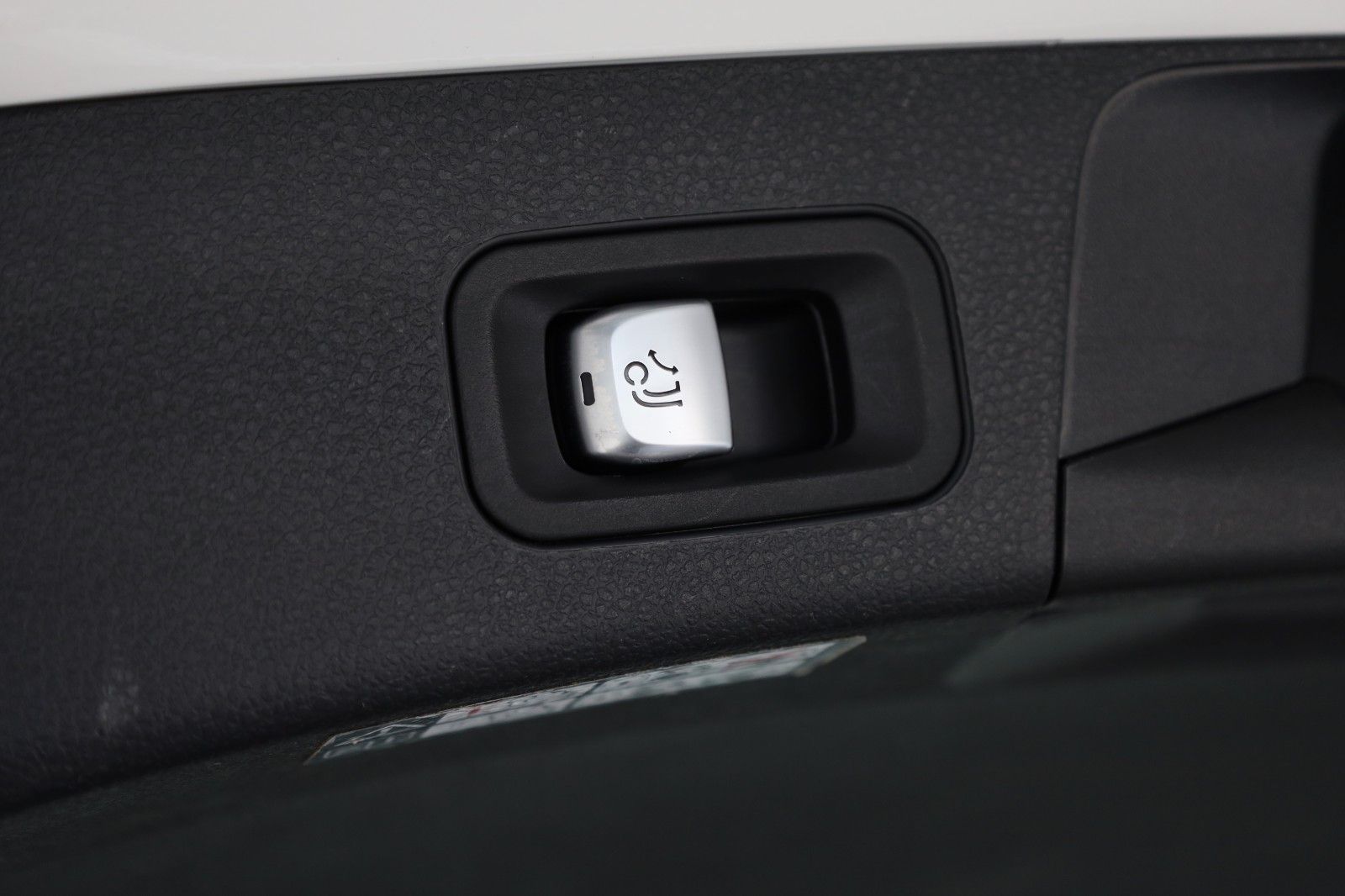 Fahrzeugabbildung Mercedes-Benz C 250d T T.Leder,Navi,LED,SH,PDC,el. AHK