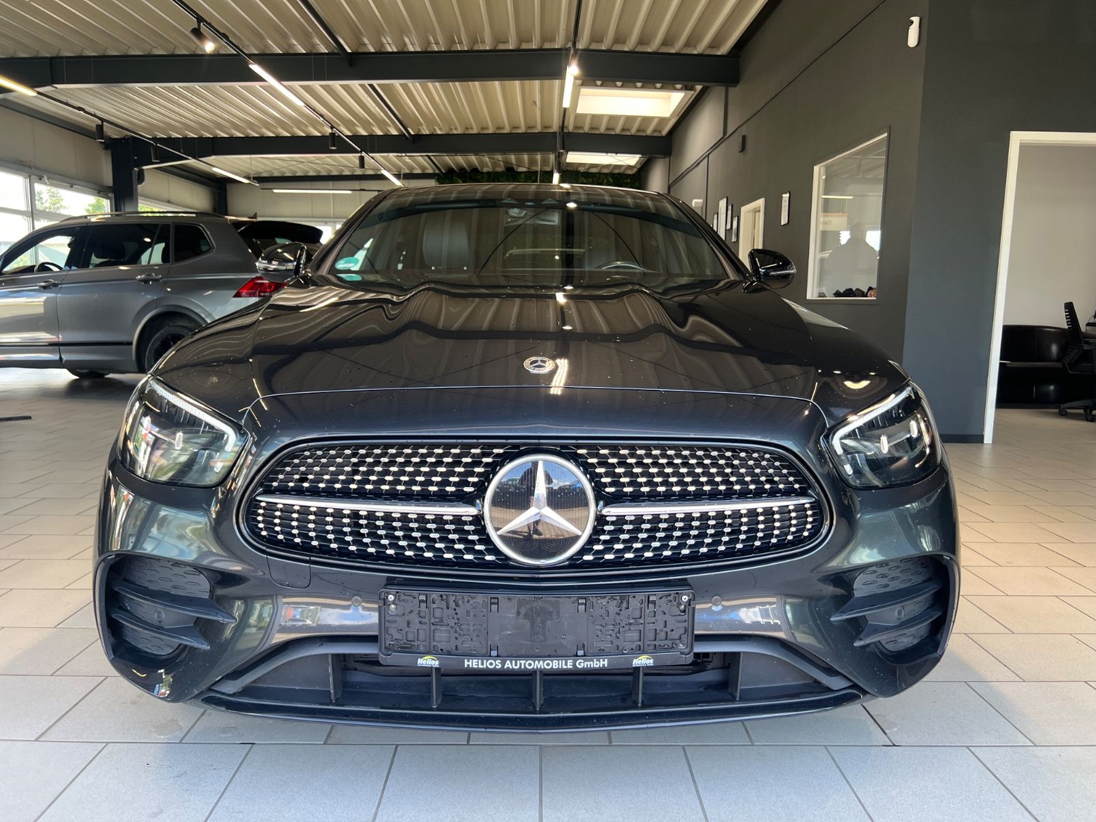 Mercedes-Benz E 300 E Limousine E 300 de imagem 2