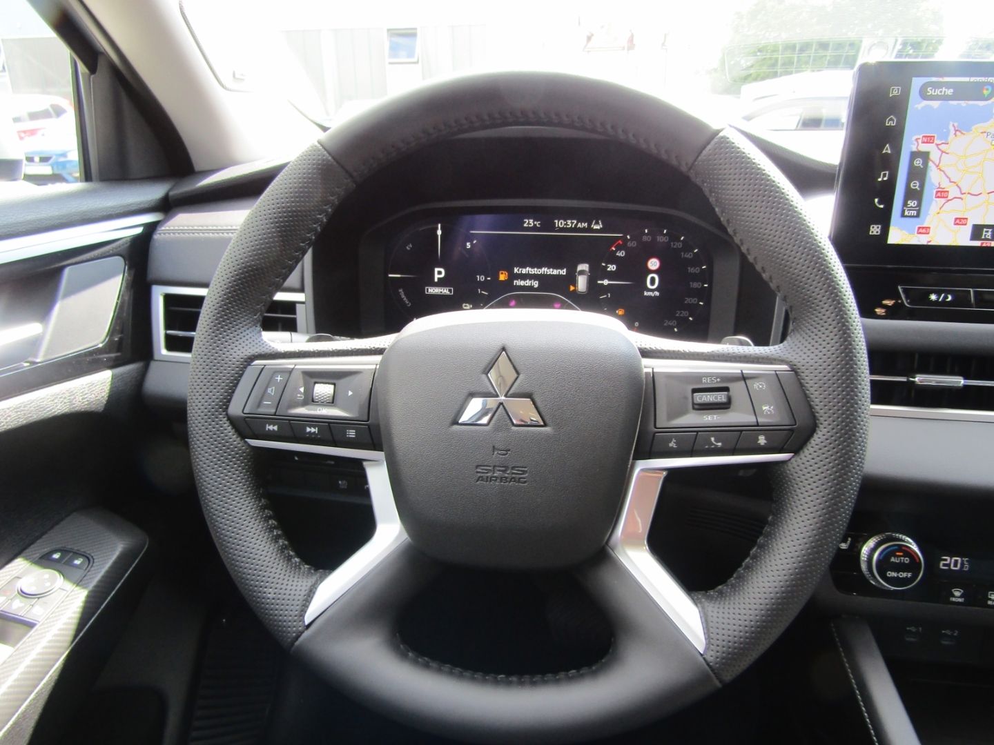 Mitsubishi Plug-in Hybrid Outlander - Bild 12