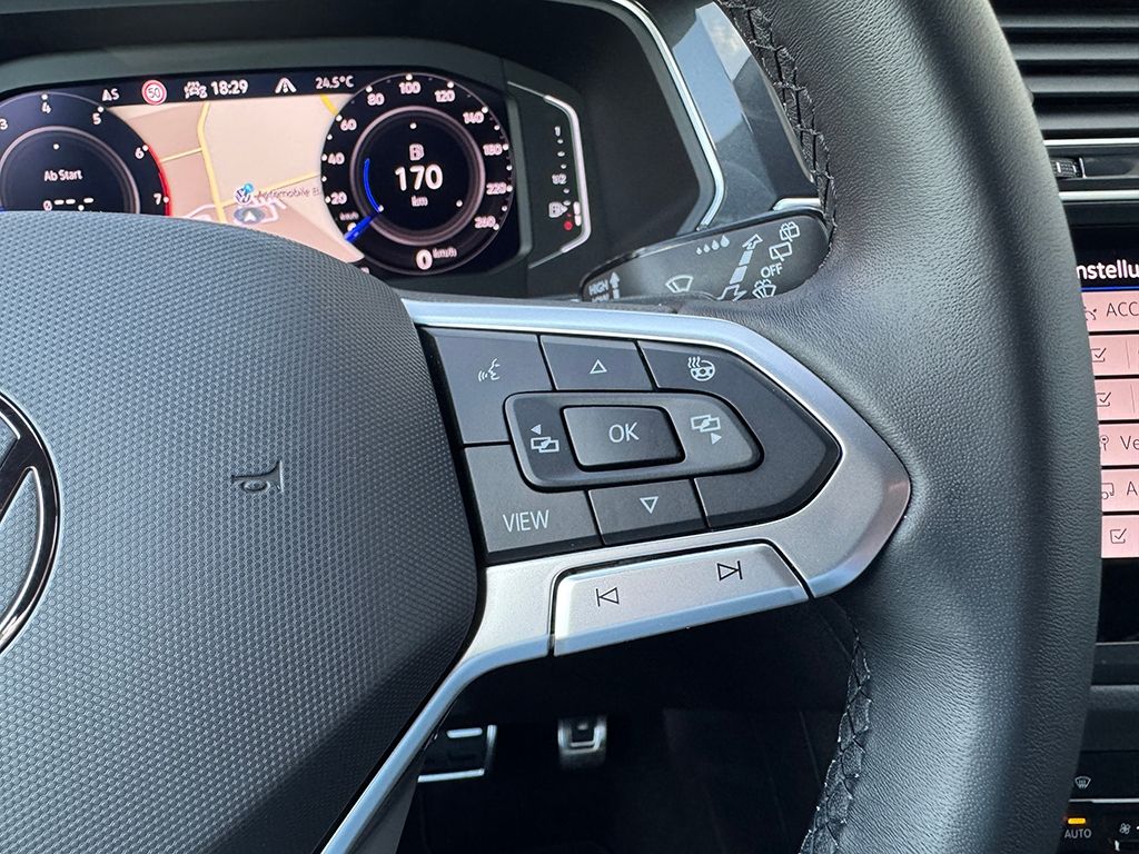 Tiguan 1.5 TSI DSG "MOVE" *AHK*NAVI*IQ.DRIVE*
