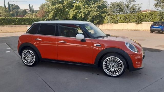 MINI Mini Cooper D 1.5 hype 5 porte 2018 EURO 6 C