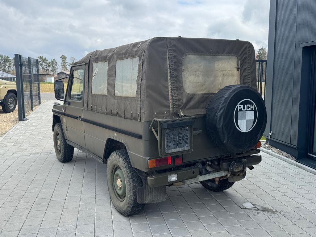 Mercedes-Benz G 230