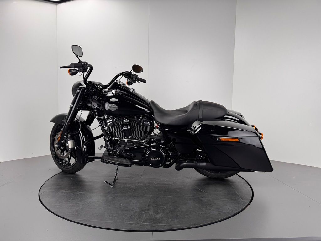 Fahrzeugabbildung Harley-Davidson ROAD KING SPECIAL *NEUWERTIG *138 KM